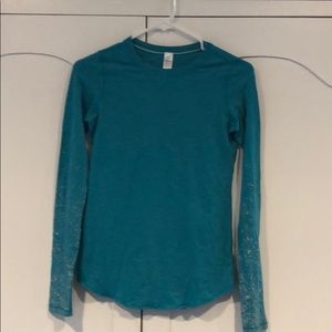 Ivivva long sleeve shirt